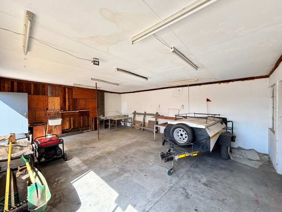 5 Bedroom Property for Sale in Parys Free State